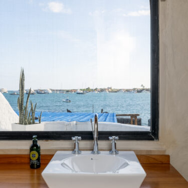 Blu Galapagos