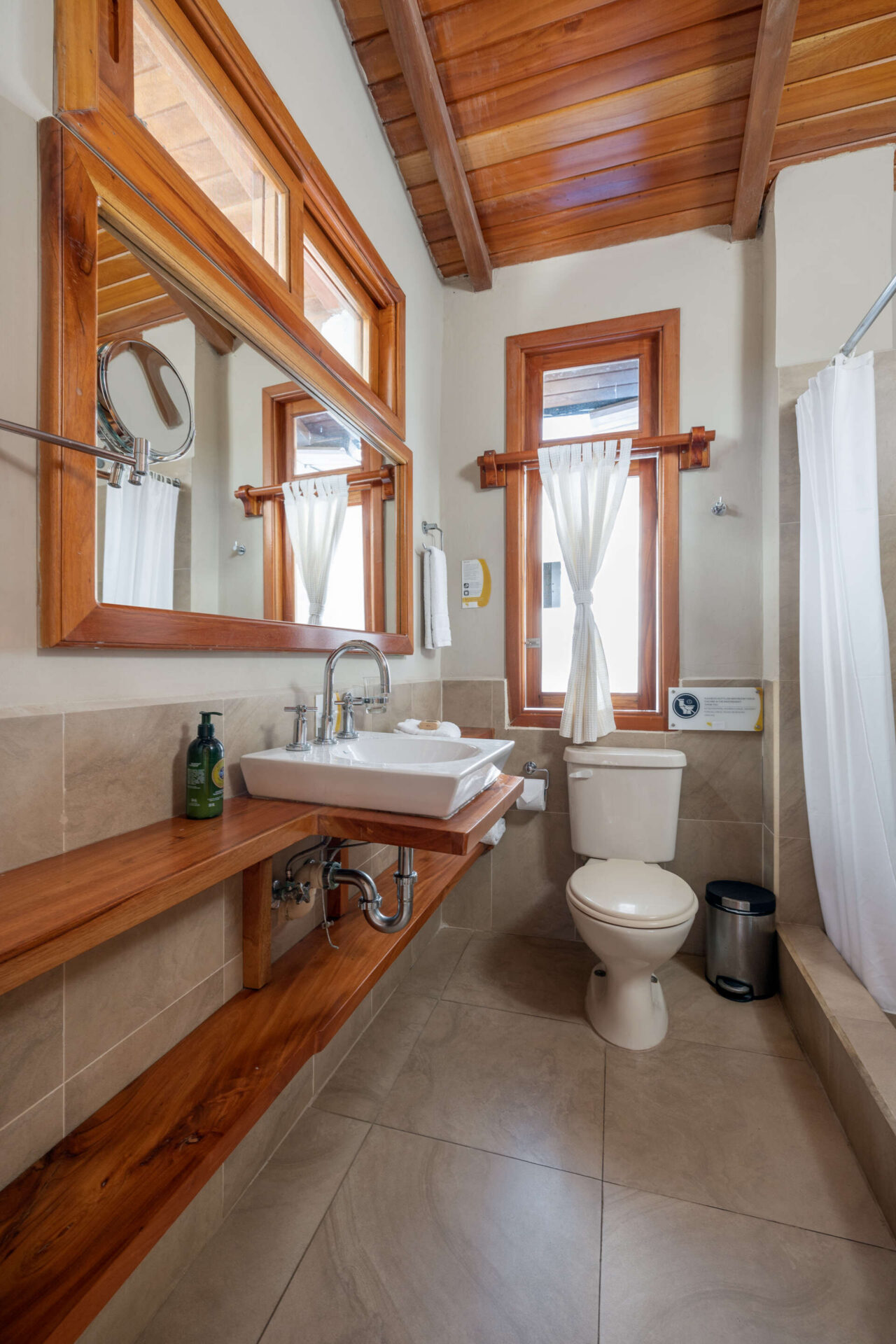 Standard Room Plazas 1